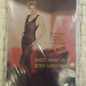 Sweet Heart Lace Bodysuit - Black
